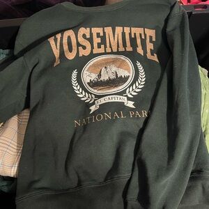 COPY - Yosemite sweatshirt